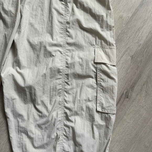Daily Practice by Anthropologie Women’s Base Camp Taupe Parachute Pants XS - Picture 12 of 15